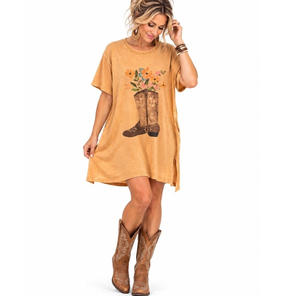 Easel T-Shirt Dress Orange Cowboy Boots Floral Graphic Short Sleeve Small New